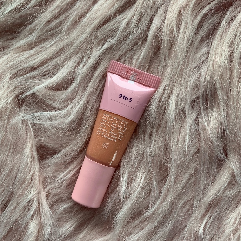 💰3/$30💰New Tarte Busy Gal Gloss 9 to 5 - Picture 2 of 3